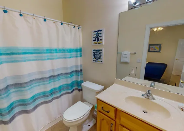Holiday home Beautiful In With Private Pool, Sleeps 12 *